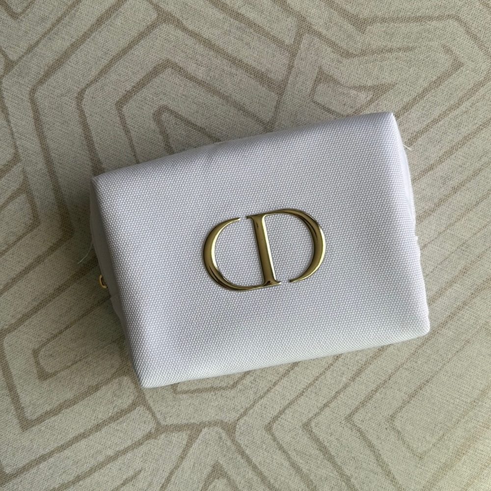 Dior beauty white pouch no box